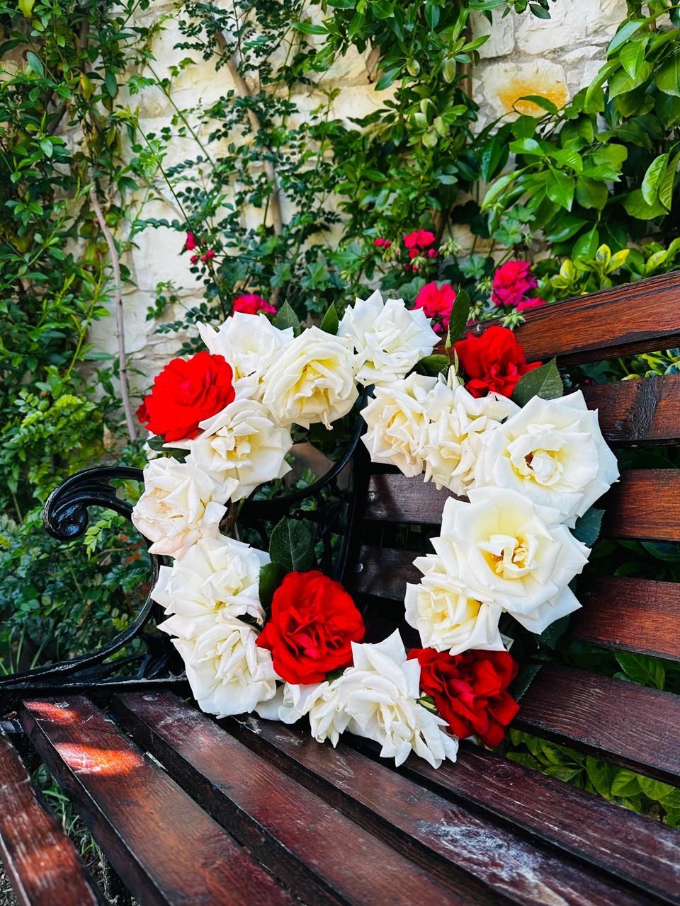 Sharing the experience of flowers rather than their features, helps prospects connect with us better.